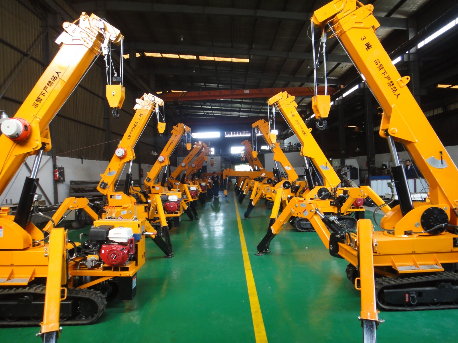 履帶式起重機(jī)的規(guī)格參數(shù) 履帶式起重機(jī)的規(guī)格參數(shù)